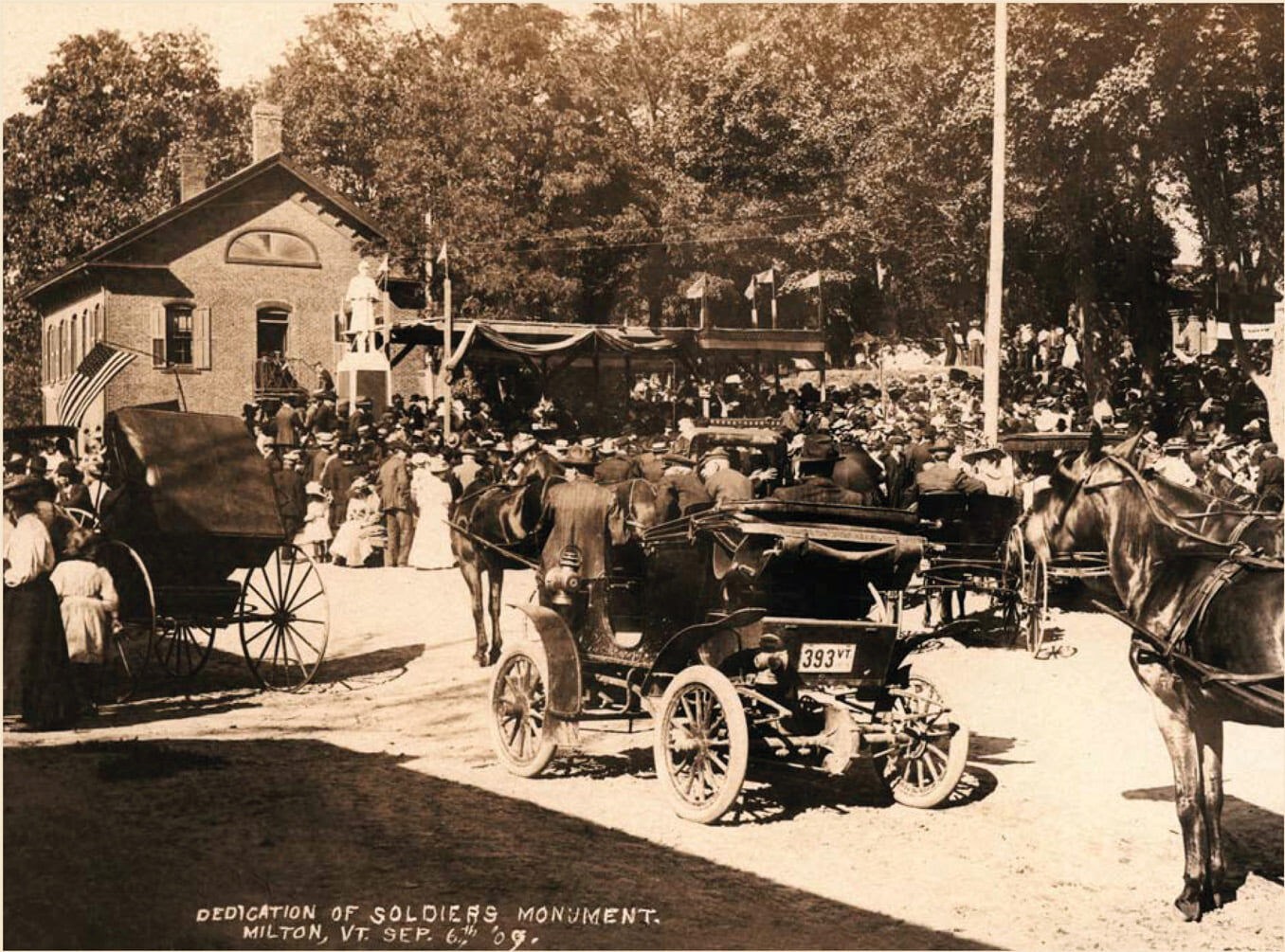 Milton's Civil War Soldiers monument in 1909
